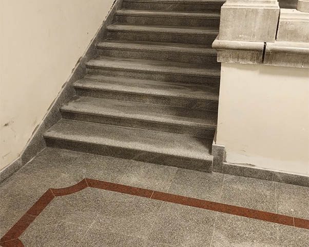 Stepeniste i podovi hodnika Informativna sluzba SPC Zemun (5)