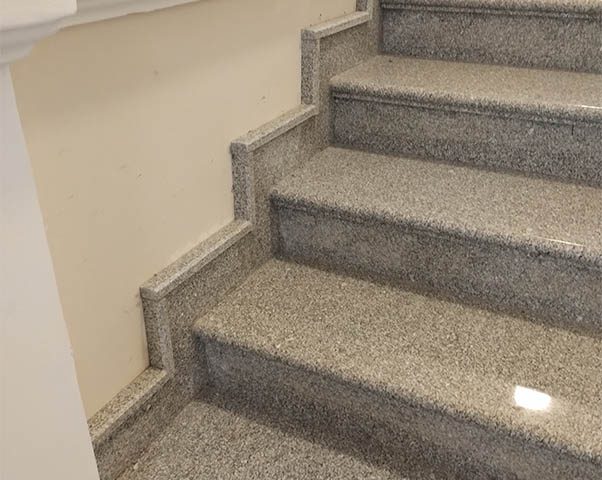 Stepeniste i podovi hodnika Informativna sluzba SPC Zemun (7)