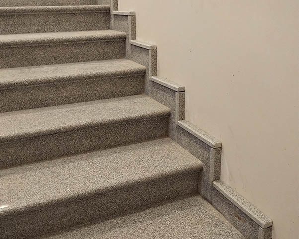 Stepeniste i podovi hodnika Informativna sluzba SPC Zemun (8)