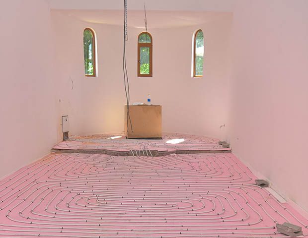 crkva svetog marka vranje kameni pod sa intarzijama i kameni tronovi za ikone (10)