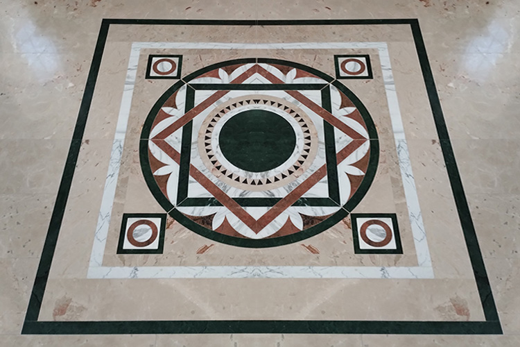 Интарзија орнамент и камени под