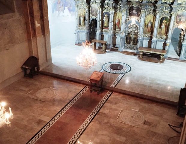 Камени под са интарзијама манастир сремска раваница 10