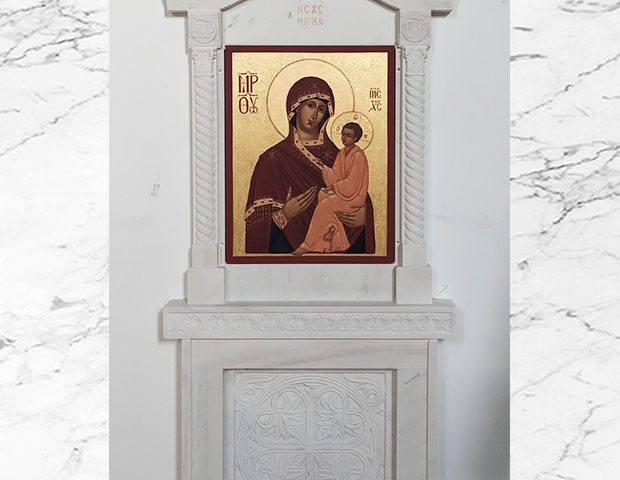 Камени трон Богородица Одигитрија