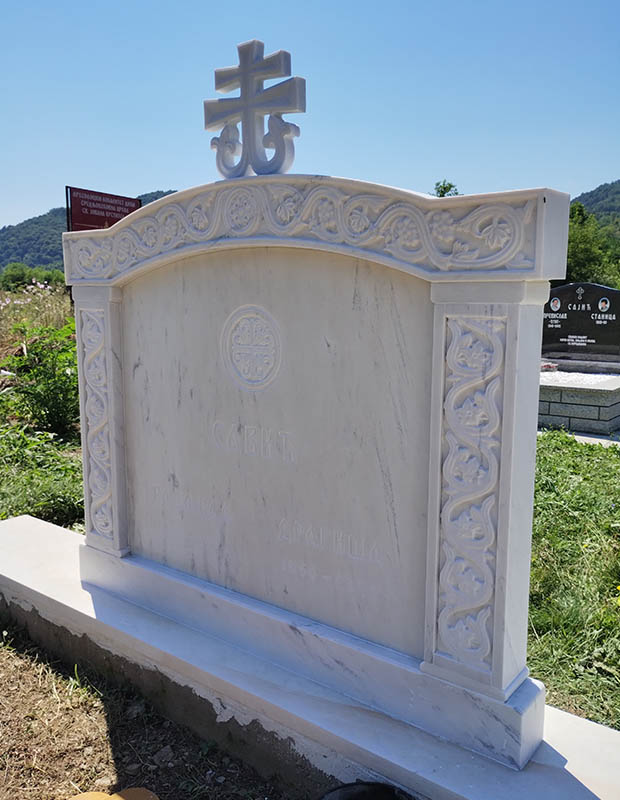 кавала камен надгробни споменици студенички крст 7