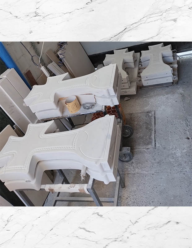 Надгробни крстови за манастирско гробље израда