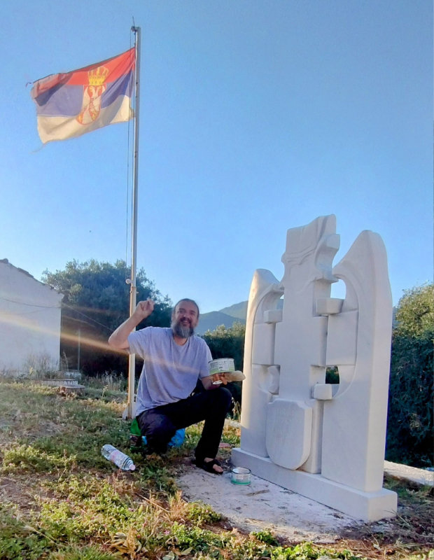 Крф обнова споменика Гвозденом пуку