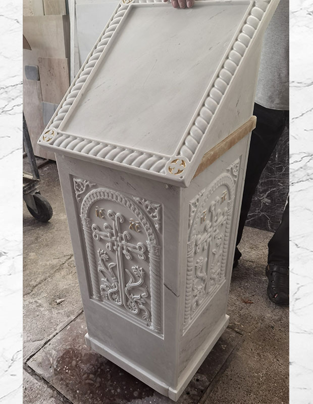 Камена целиваоница