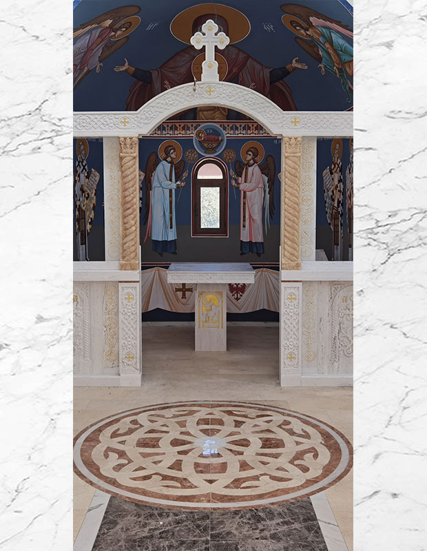 Камени иконостас, Свети Престо и камени под са интарзијама