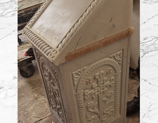 Тетрапод Целиваоница у мермеру