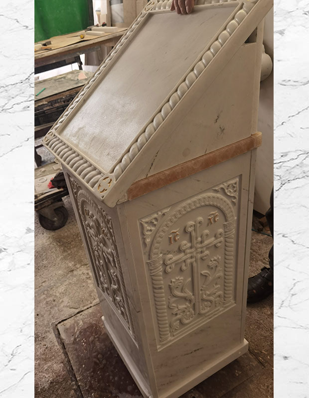 Тетрапод Целиваоница у мермеру